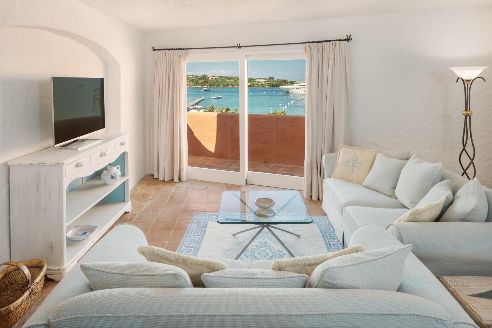 Signature Suite,1739388174:JPEG
